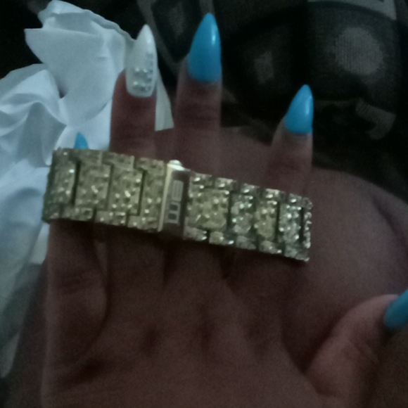 Watch - Picture 3 of 3